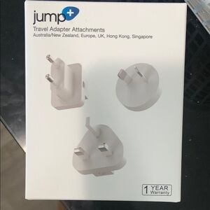 Jump+ Universal Travel Adapter Set - White